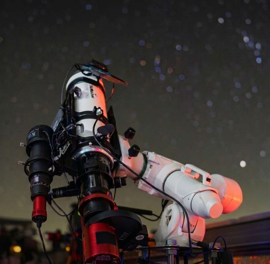 SkyWatcher Esprit 100